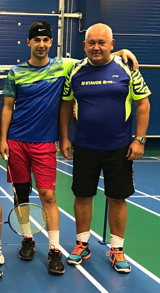 Nová posila SK STAVOS Brno Slatina Jarolím Vícen, kterému se říká Nadal, a týmový šéf Ladislav Vorel. Nová posila SK STAVOS Brno Slatina Jarolím Vícen, kterému se říká Nadal, a týmový šéf Ladislav Vorel.